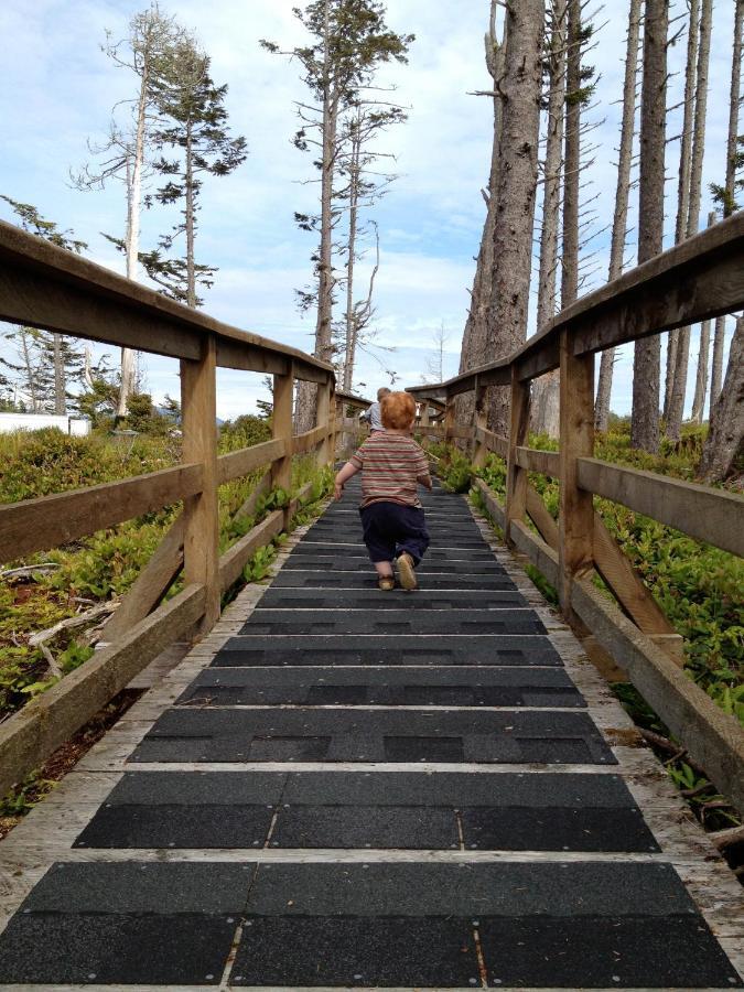 Cygnet Cove Suites Ucluelet Oda fotoğraf