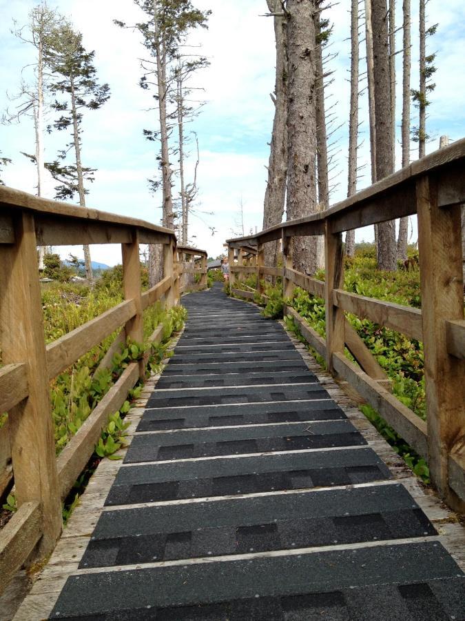 Cygnet Cove Suites Ucluelet Oda fotoğraf